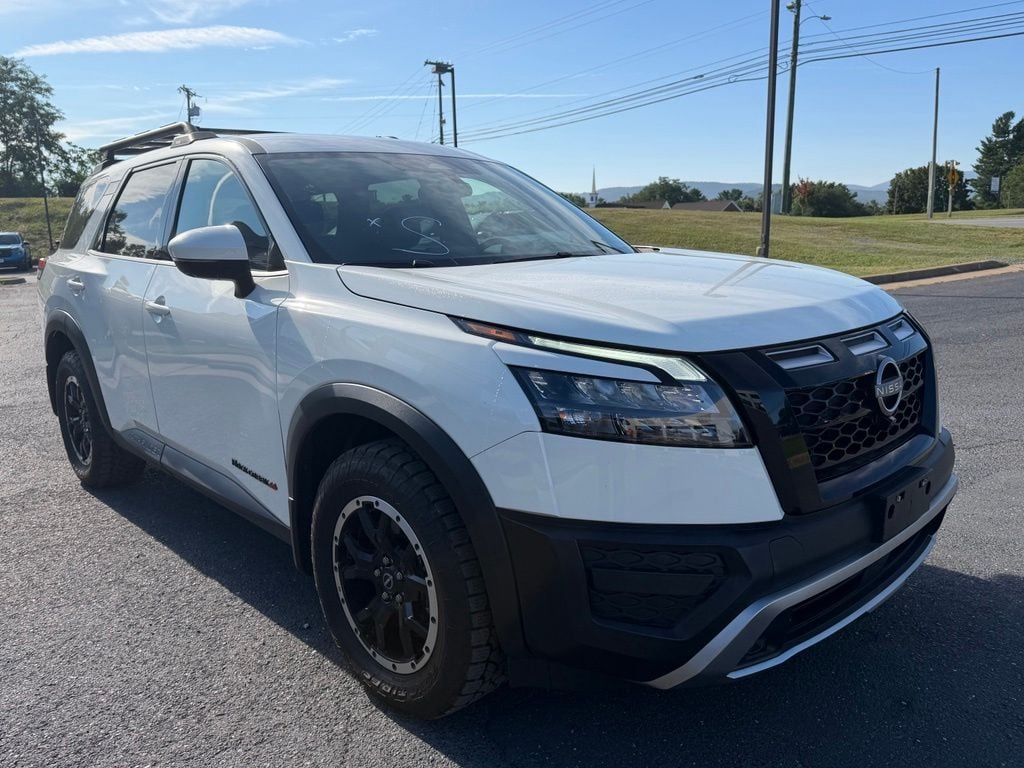 Pre-Owned 2024 Nissan Pathfinder Rock Creek - photo - 6