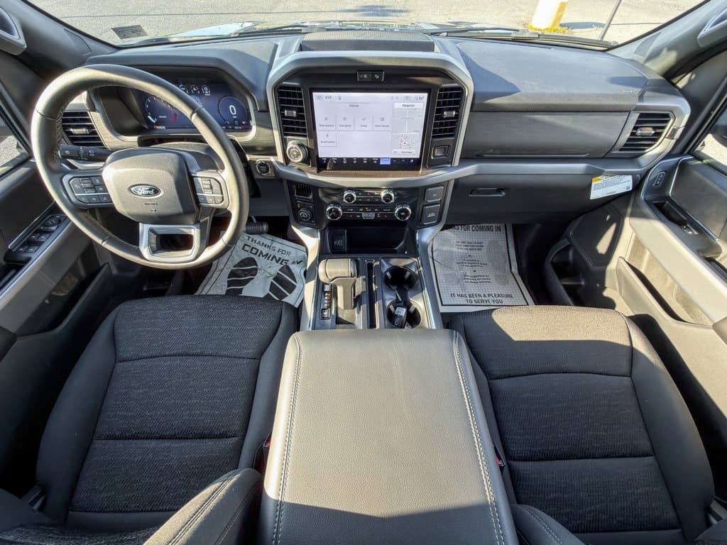 New 2026 Ford F-150 XLT - photo - 17