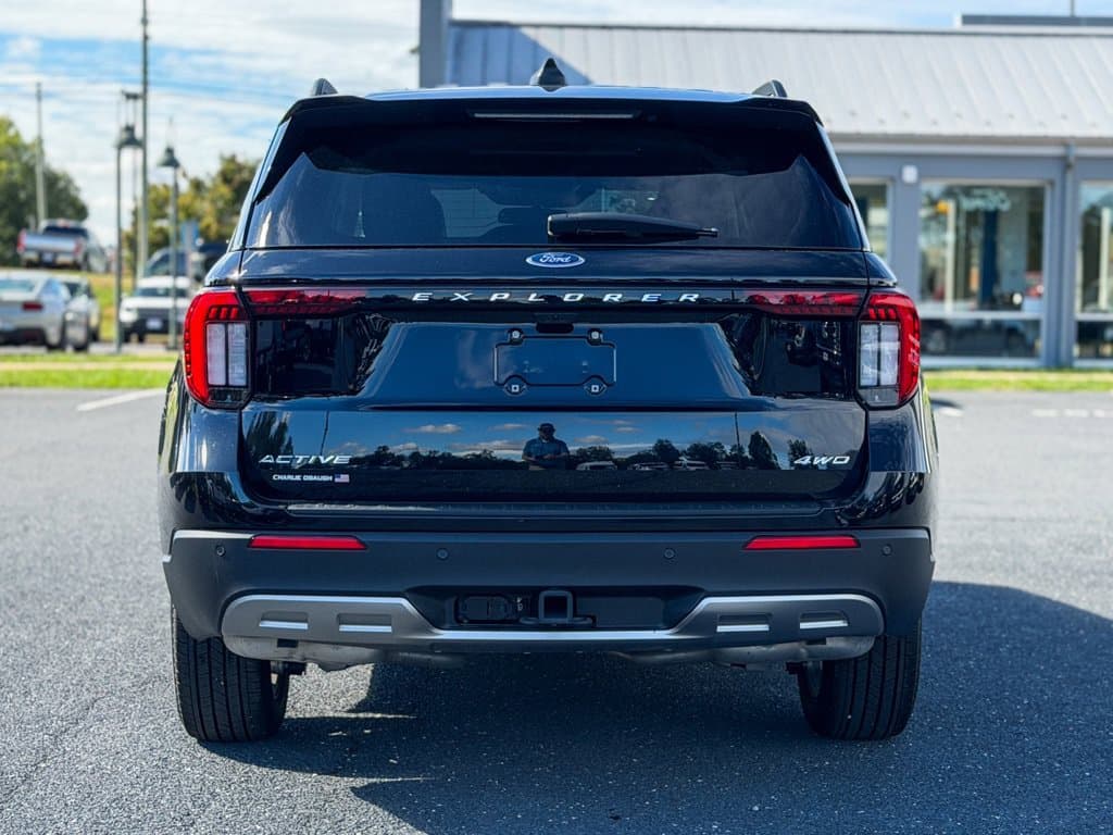 New 2026 Ford Explorer Active - photo - 4