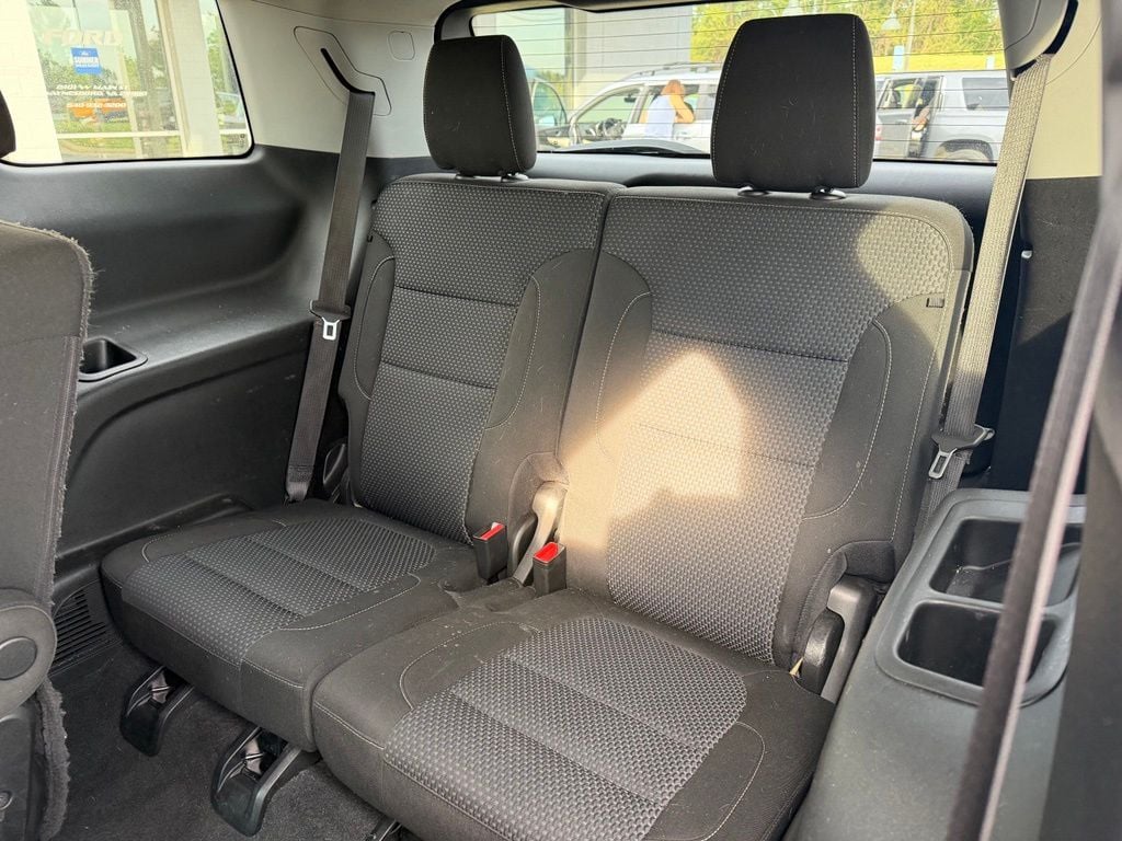 Pre-Owned 2021 GMC Acadia SLE - photo - 13
