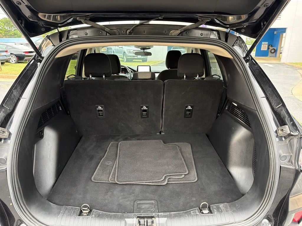 Pre-Owned 2020 Ford Escape SE - photo - 16