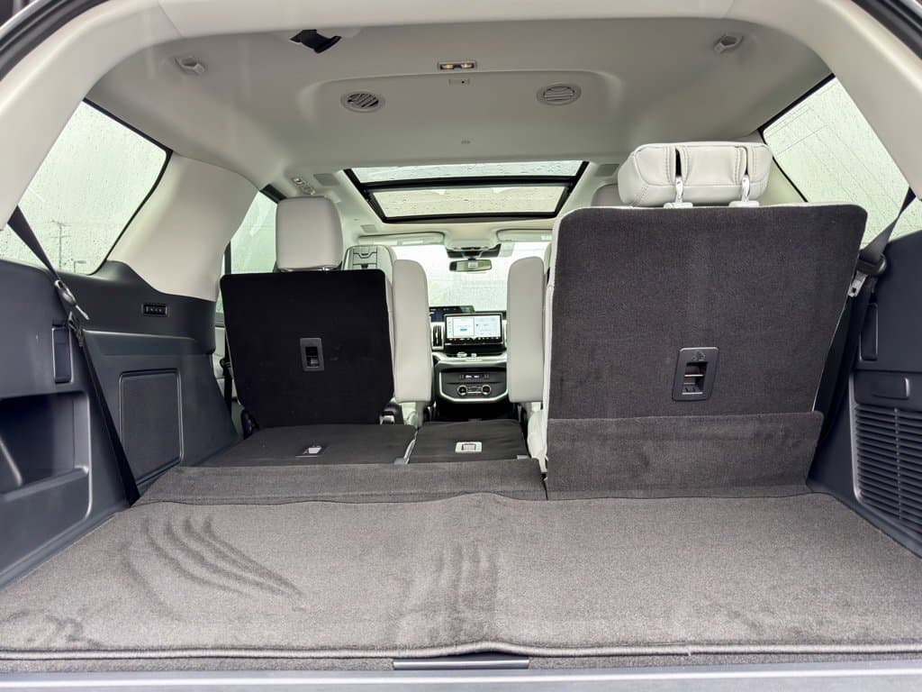 New 2027 Ford Expedition Platinum - photo - 18
