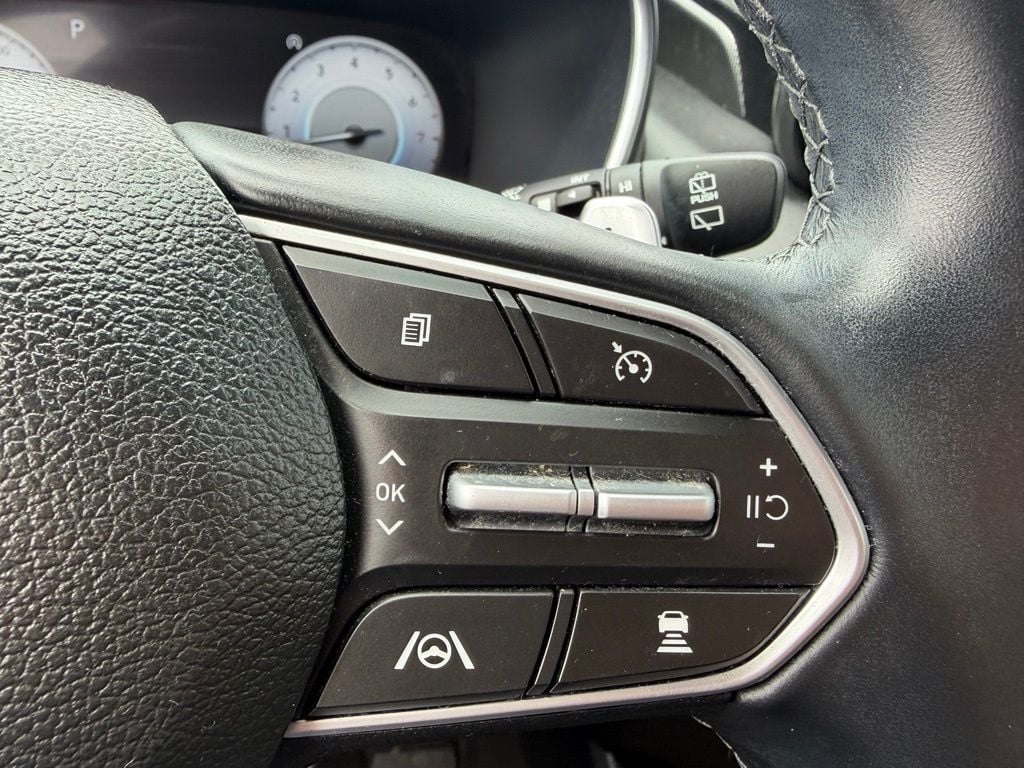 Pre-Owned 2022 Hyundai Santa Fe XRT - photo - 13