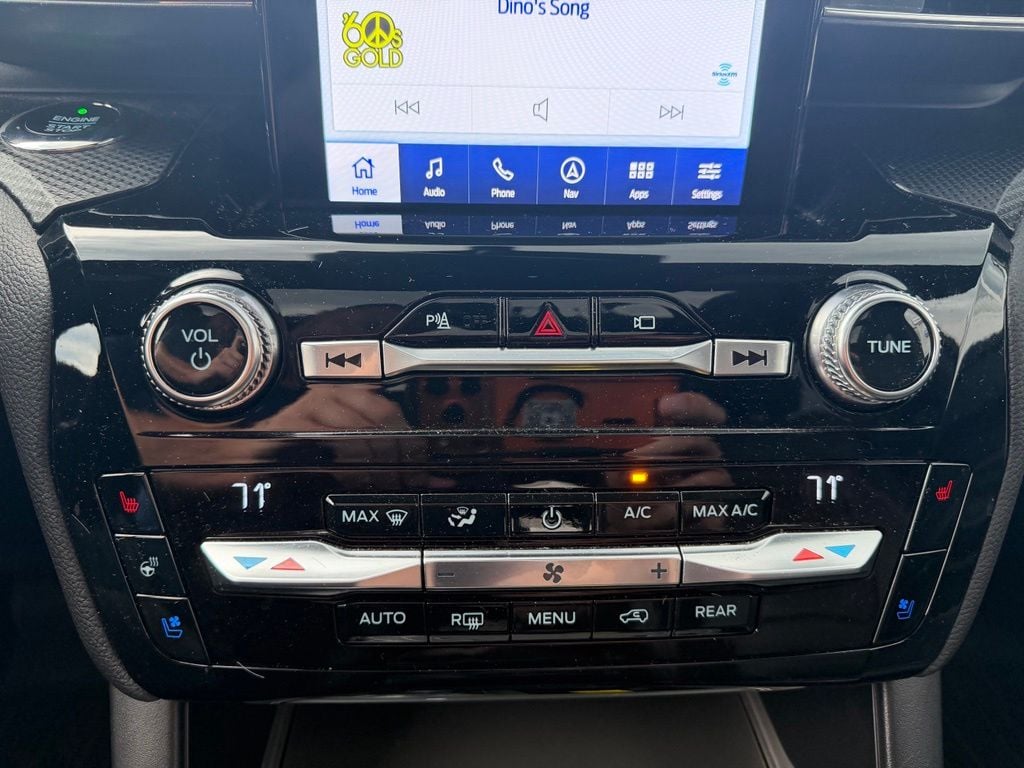 Pre-Owned 2021 Ford Explorer ST - photo - 10
