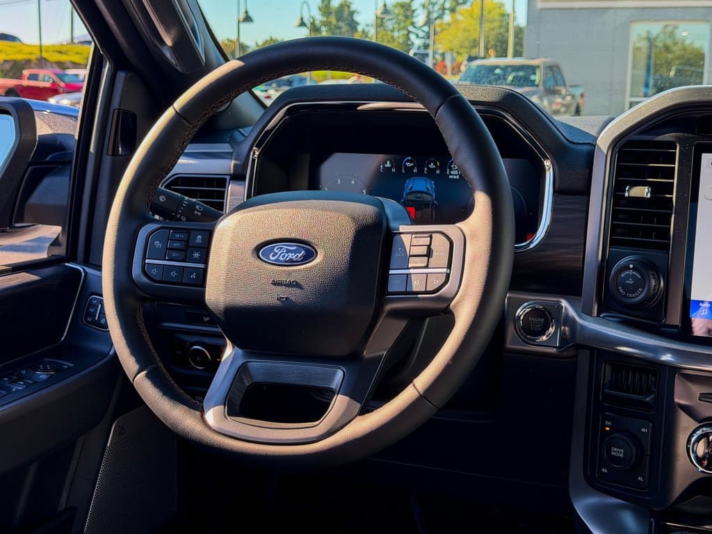 New 2026 Ford F-150 Lariat - photo - 10