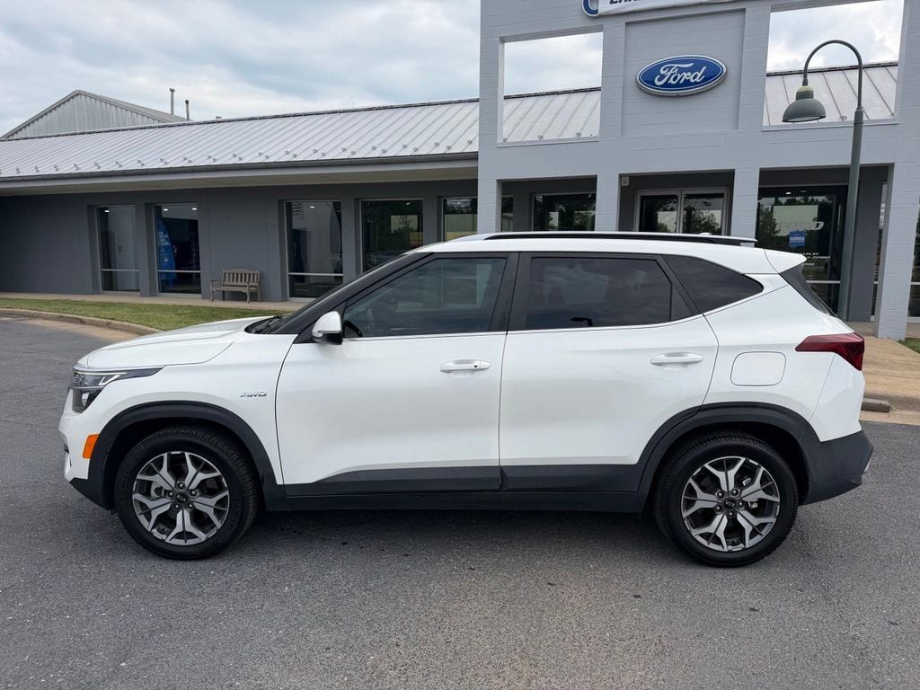 Pre-Owned 2021 Kia Seltos EX - photo - 1