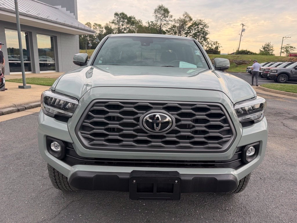 Pre-Owned 2023 Toyota Tacoma TRD Off-Road - photo - 7