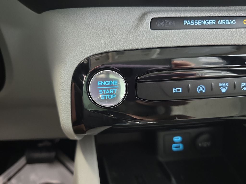 Pre-Owned 2023 Ford Escape Active - photo - 22