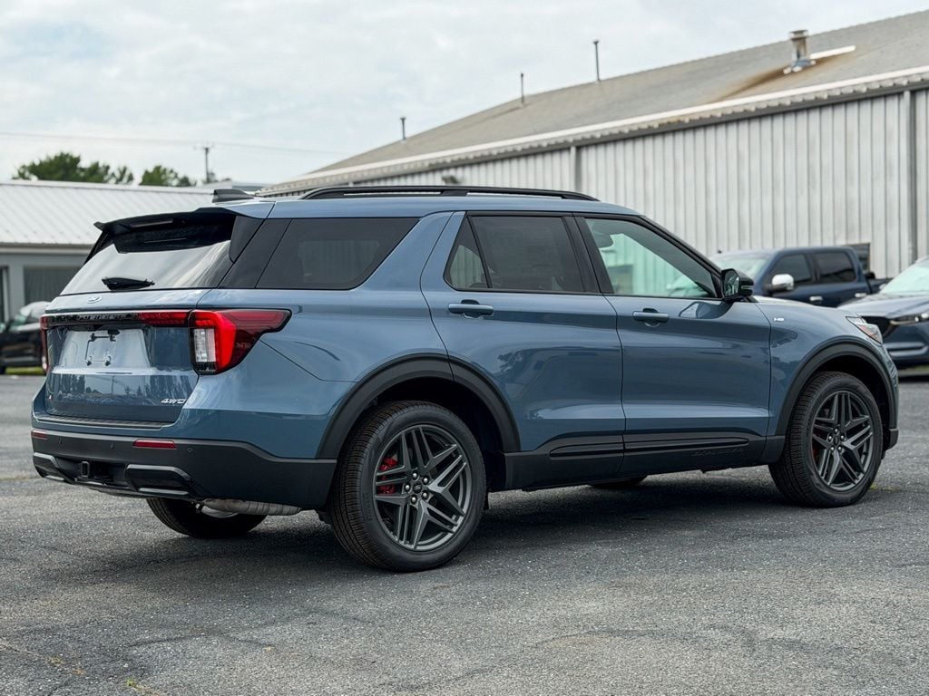 New 2026 Ford Explorer ST-Line - photo - 3