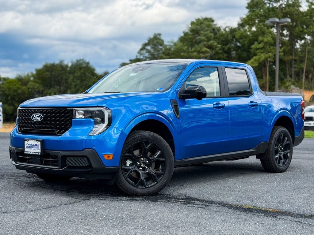 New 2026 Ford Maverick Lariat - photo - 0