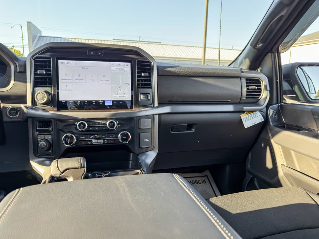 New 2026 Ford F-150 XLT - photo - 12