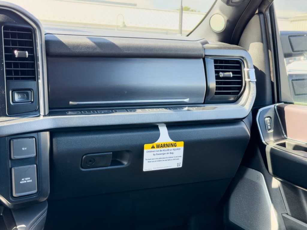New 2026 Ford F-250SD Platinum - photo - 10