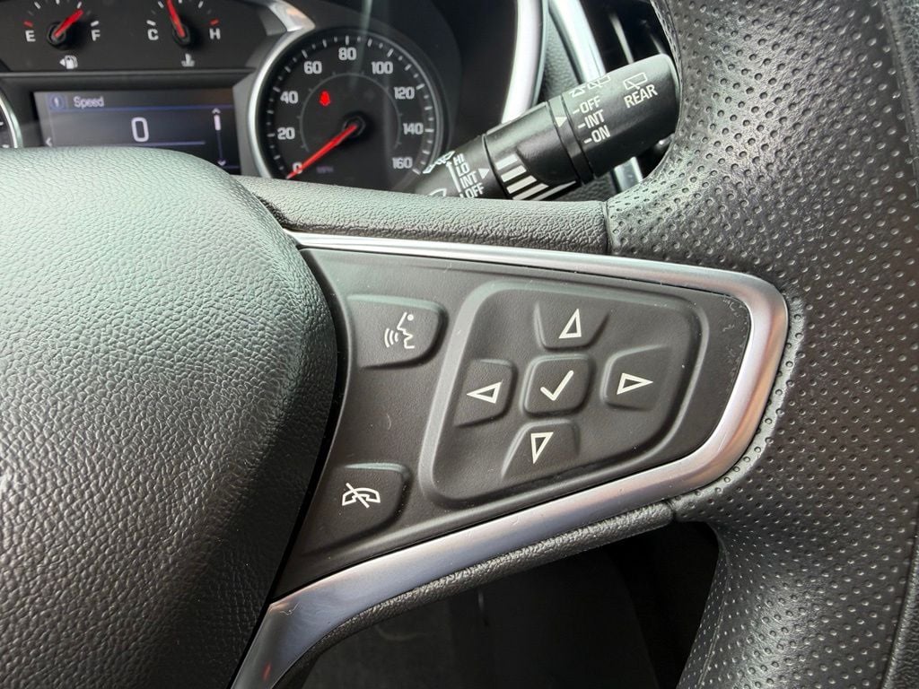 Pre-Owned 2022 Chevrolet Equinox LT - photo - 12