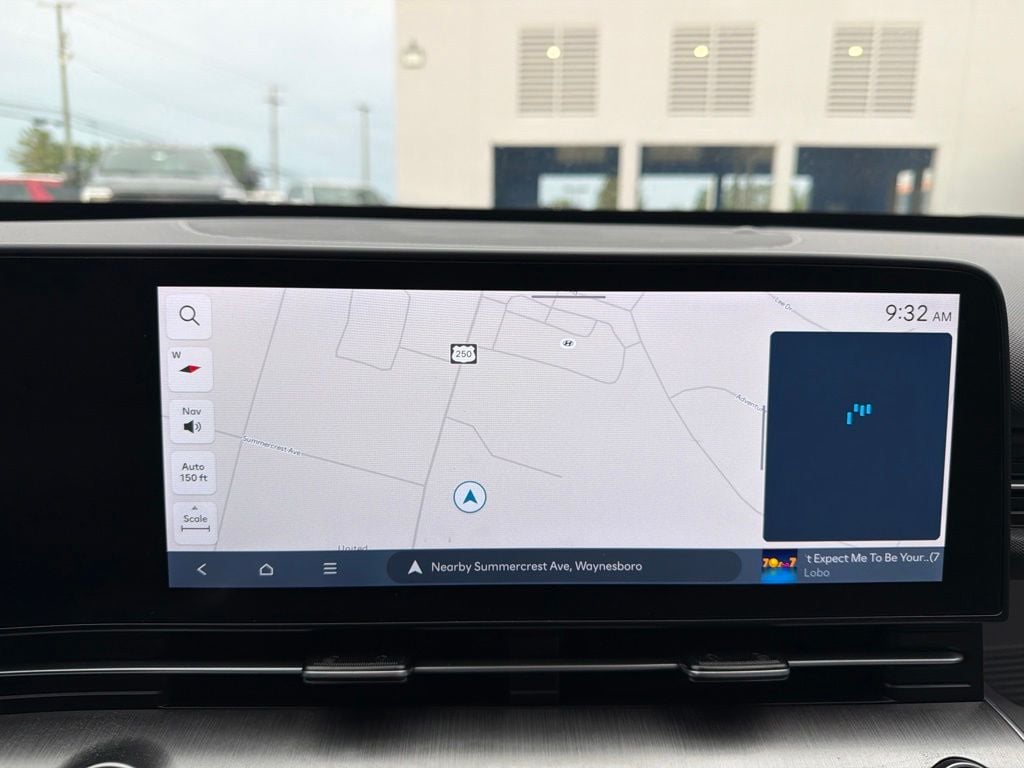 Pre-Owned 2024 Hyundai Kona SEL - photo - 10