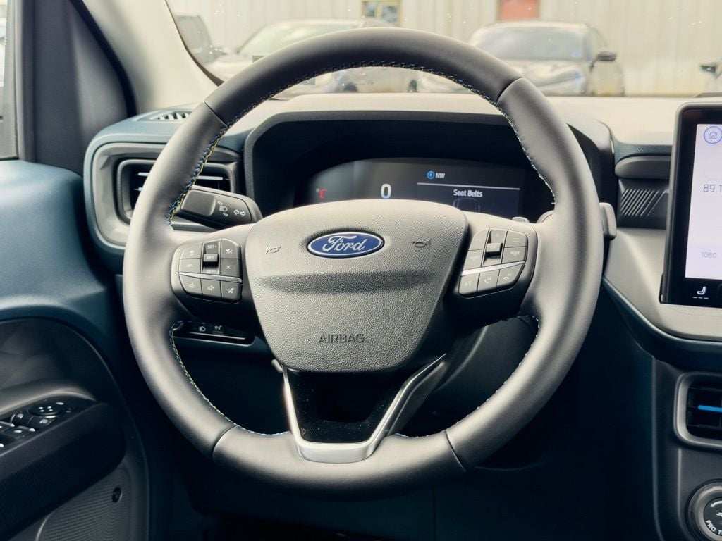 New 2026 Ford Maverick Lobo High - photo - 8