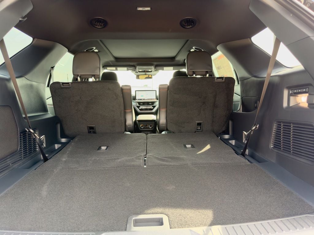 New 2026 Ford Explorer ST - photo - 7