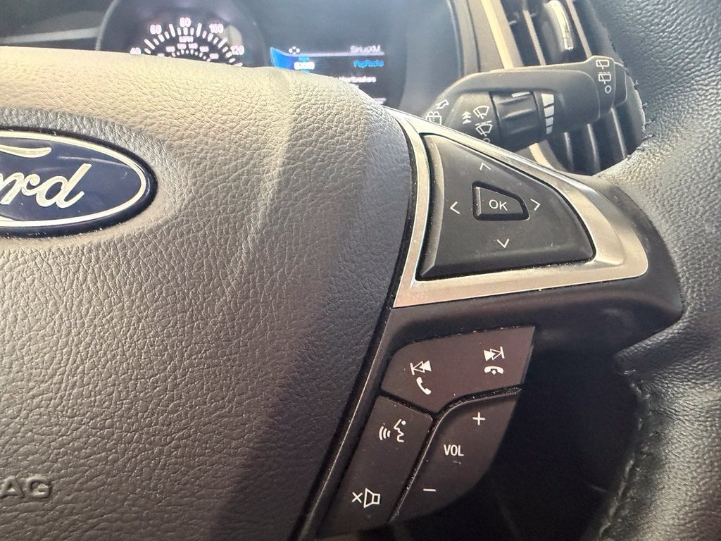 Pre-Owned 2024 Ford Edge SEL - photo - 12