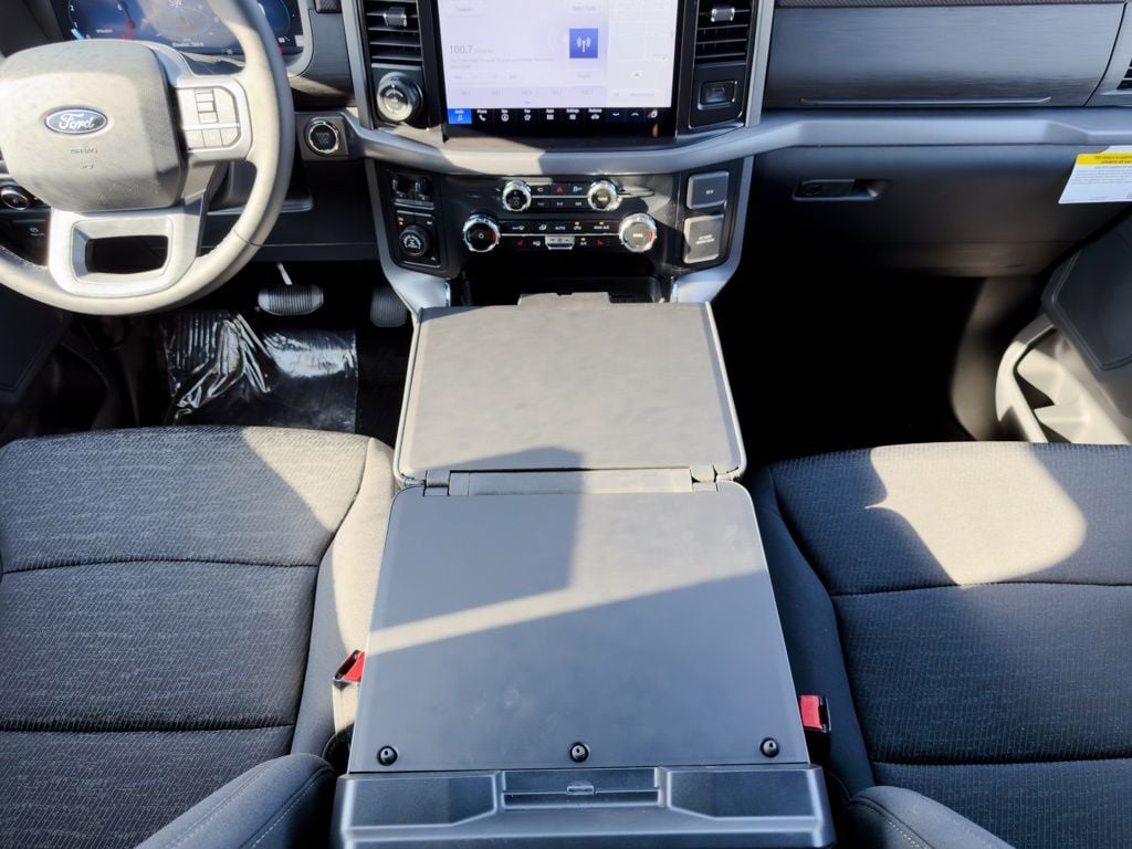 New 2026 Ford F-150 XLT - photo - 12