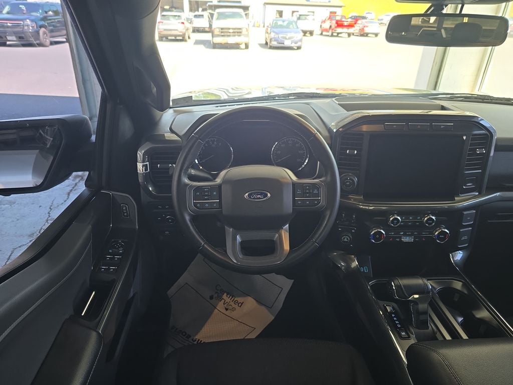 Pre-Owned 2023 Ford F-150 XLT - photo - 11