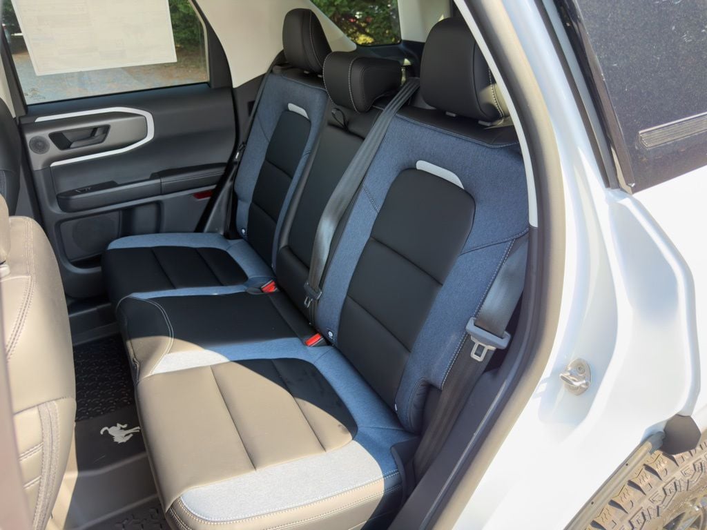 New 2026 Ford Bronco Sport Outer Banks - photo - 11
