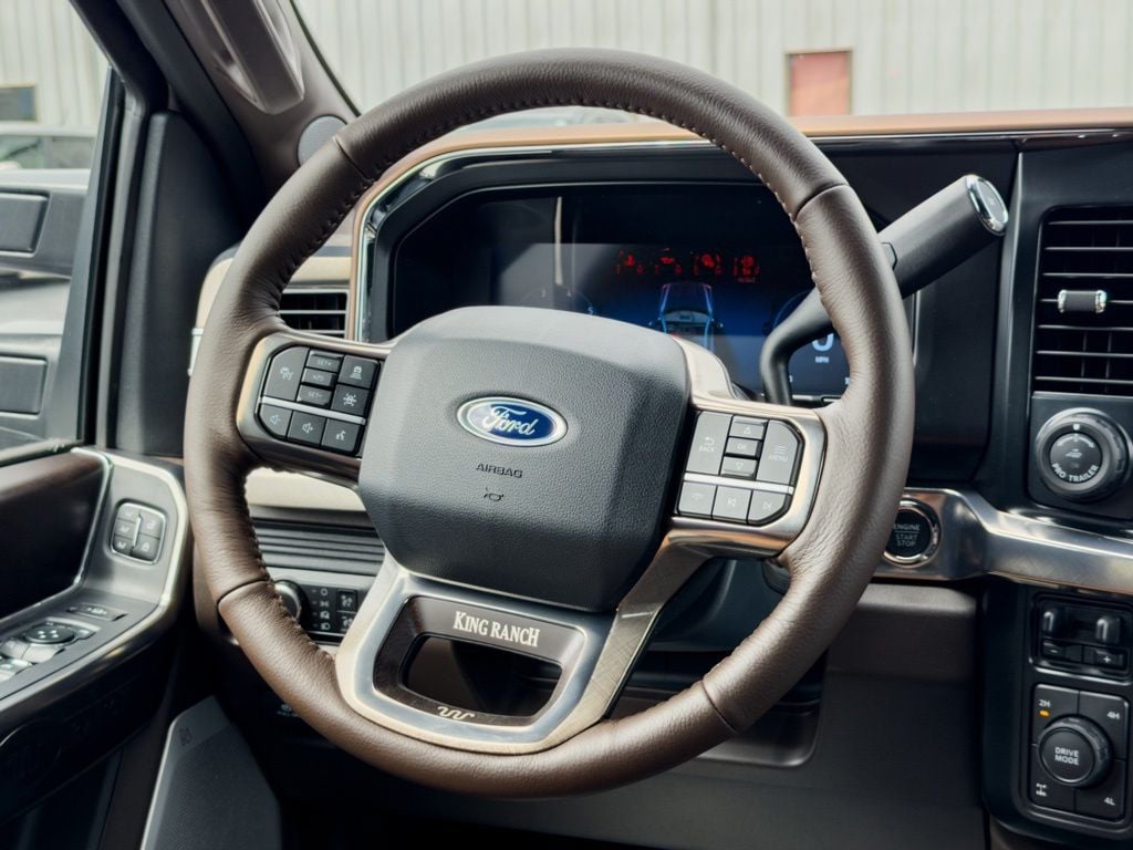 New 2026 Ford F-350SD King Ranch - photo - 10
