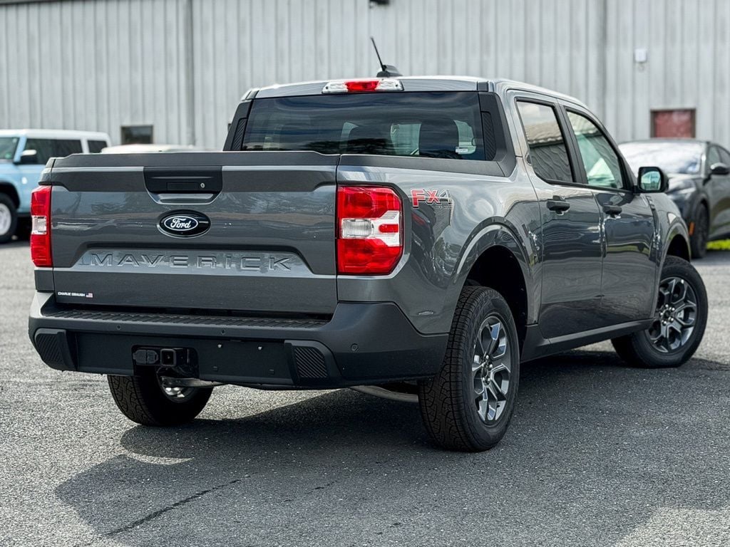 New 2026 Ford Maverick XLT - photo - 3