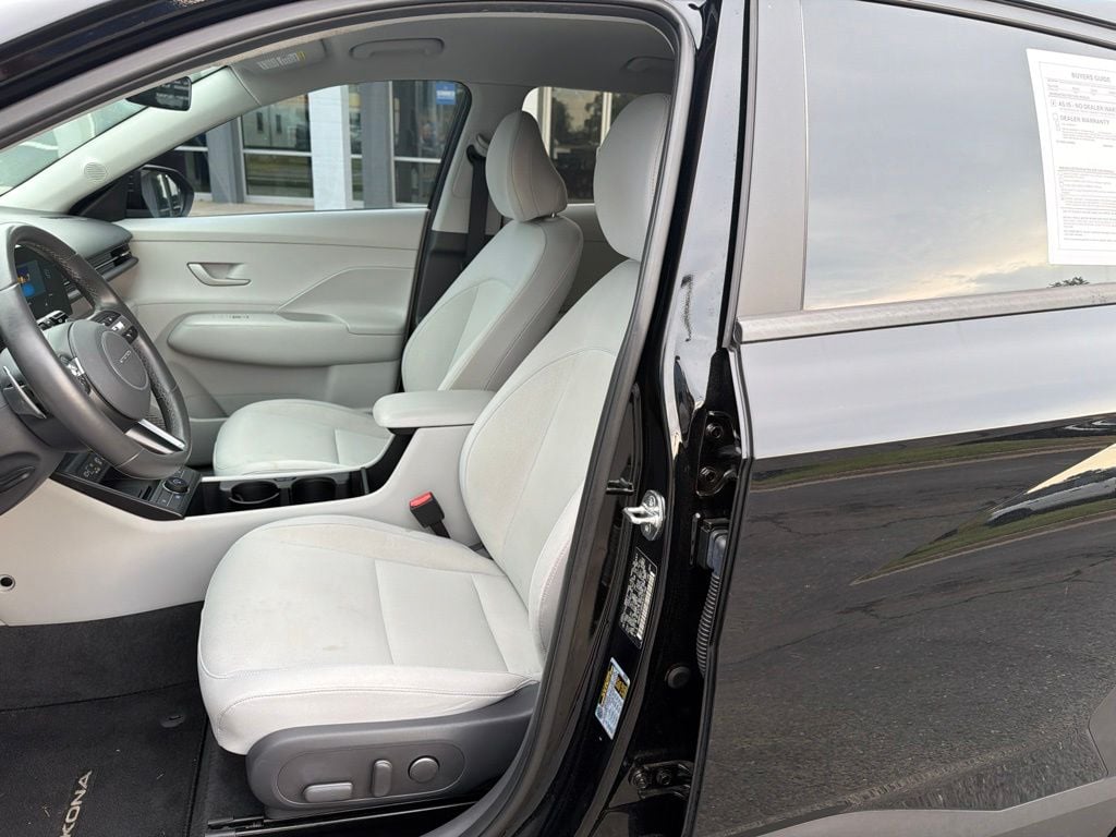 Pre-Owned 2024 Hyundai Kona SEL - photo - 8