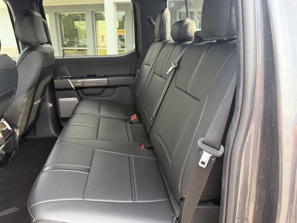 Pre-Owned 2022 Ford F-150 XLT - photo - 14