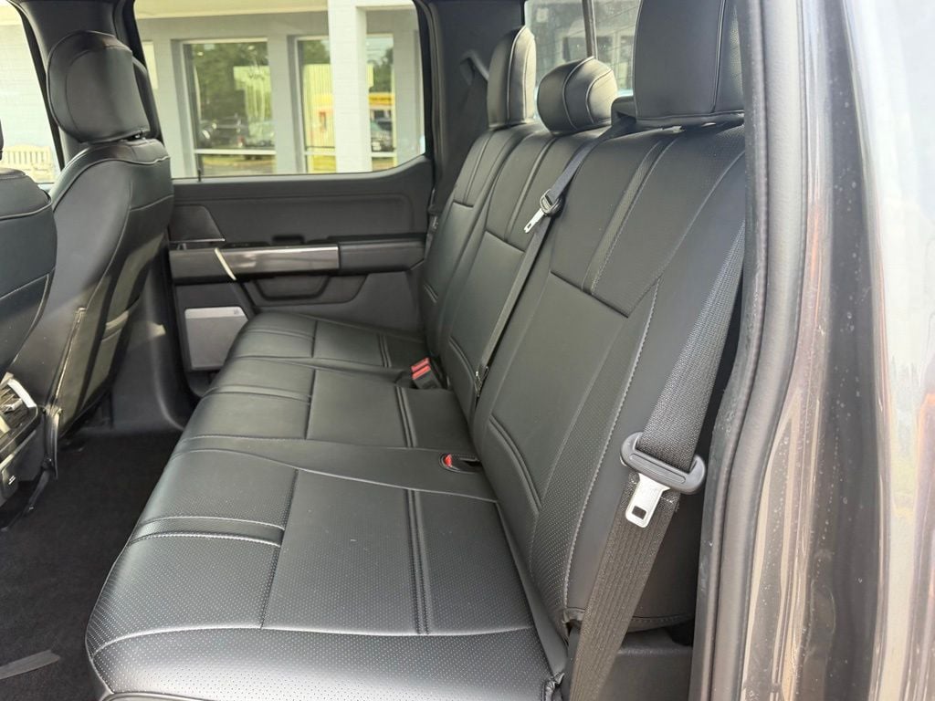 Pre-Owned 2022 Ford F-150 XLT - photo - 14