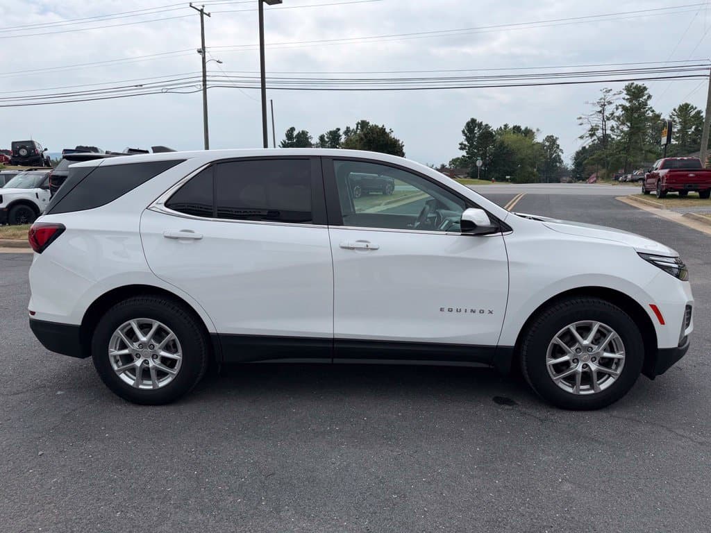 Pre-Owned 2022 Chevrolet Equinox LT - photo - 5
