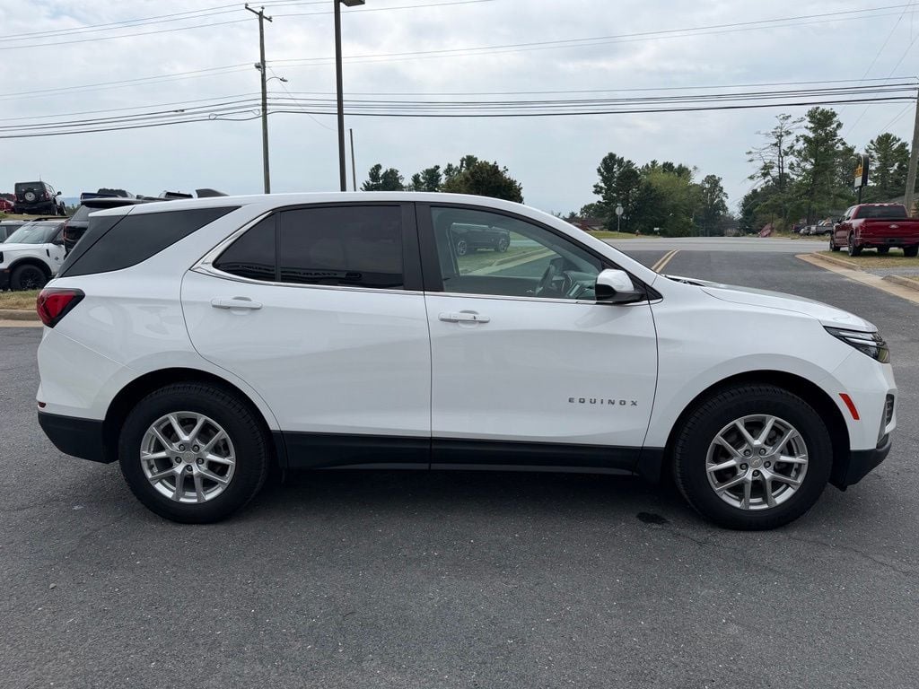 Pre-Owned 2022 Chevrolet Equinox LT - photo - 5