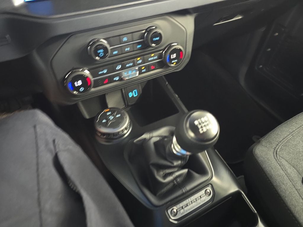 Pre-Owned 2025 Ford Bronco Big Bend - photo - 20