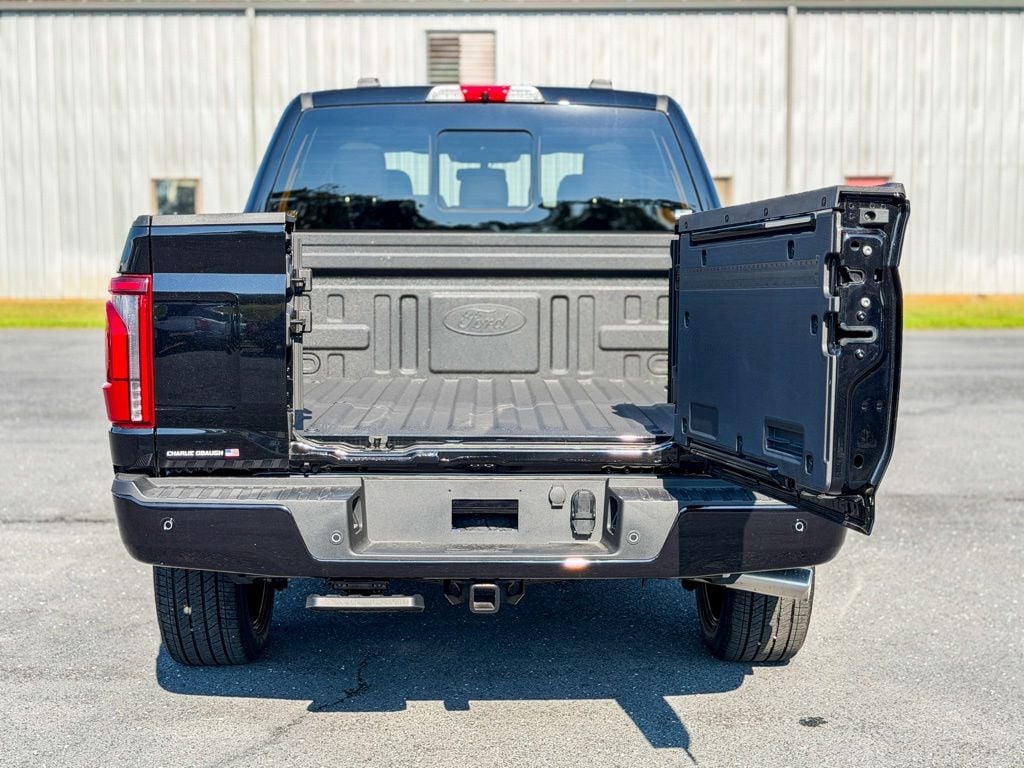 New 2026 Ford F-150 Platinum - photo - 5