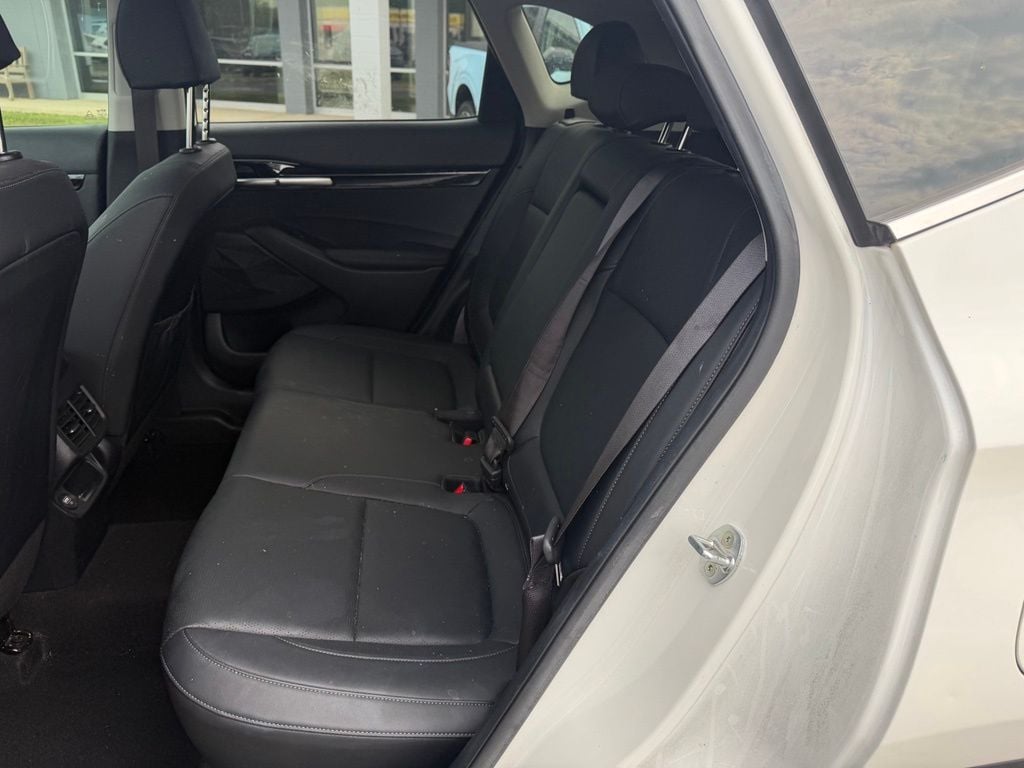 Pre-Owned 2021 Kia Seltos EX - photo - 18