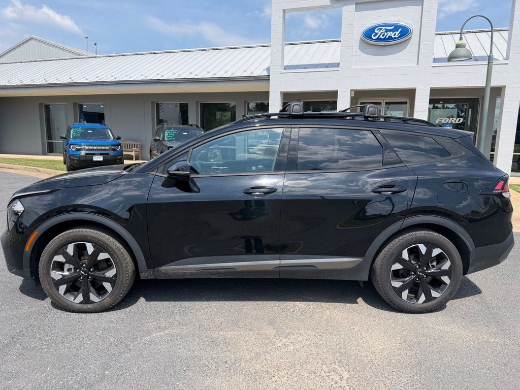 Pre-Owned 2023 Kia Sportage X-Line - photo - 1