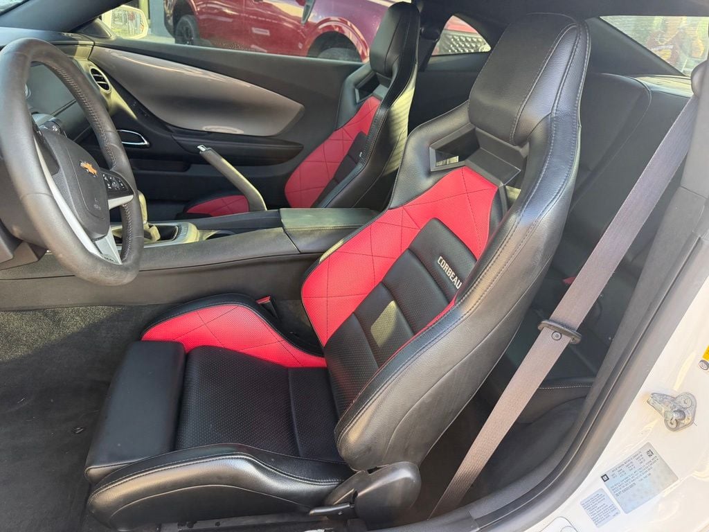 Pre-Owned 2014 Chevrolet Camaro SS - photo - 8