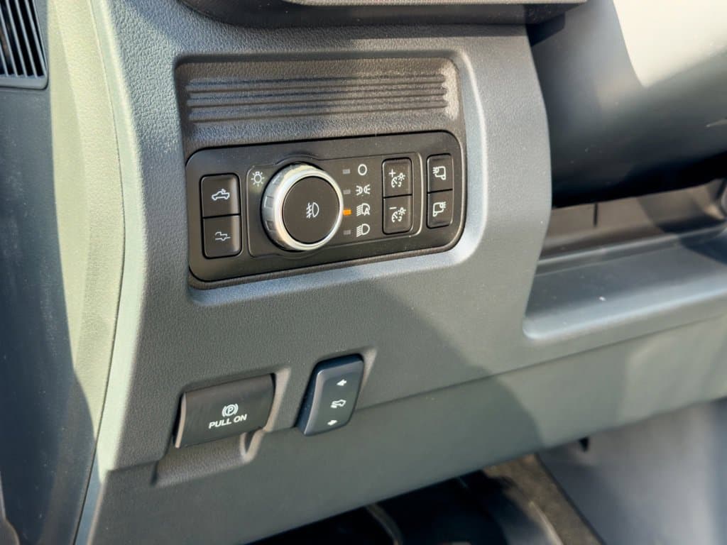 New 2026 Ford F-250SD Platinum - photo - 7