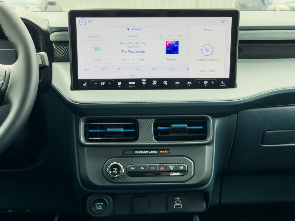 New 2026 Ford Maverick XLT - photo - 8