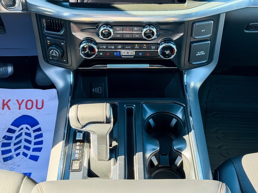 New 2026 Ford F-150 Lariat - photo - 14