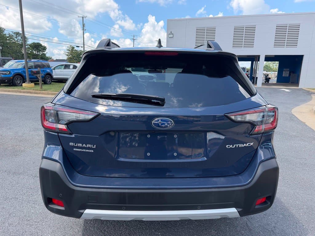 Pre-Owned 2023 Subaru Outback Limited - photo - 3