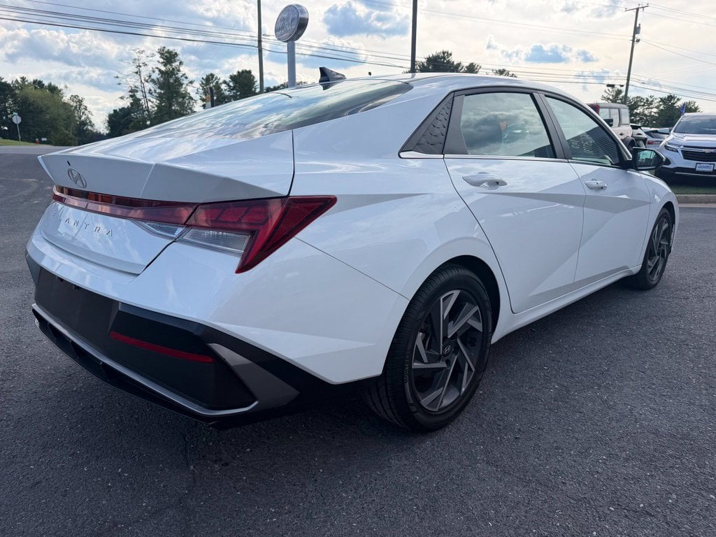 Pre-Owned 2025 Hyundai Elantra SEL Convenience - photo - 4
