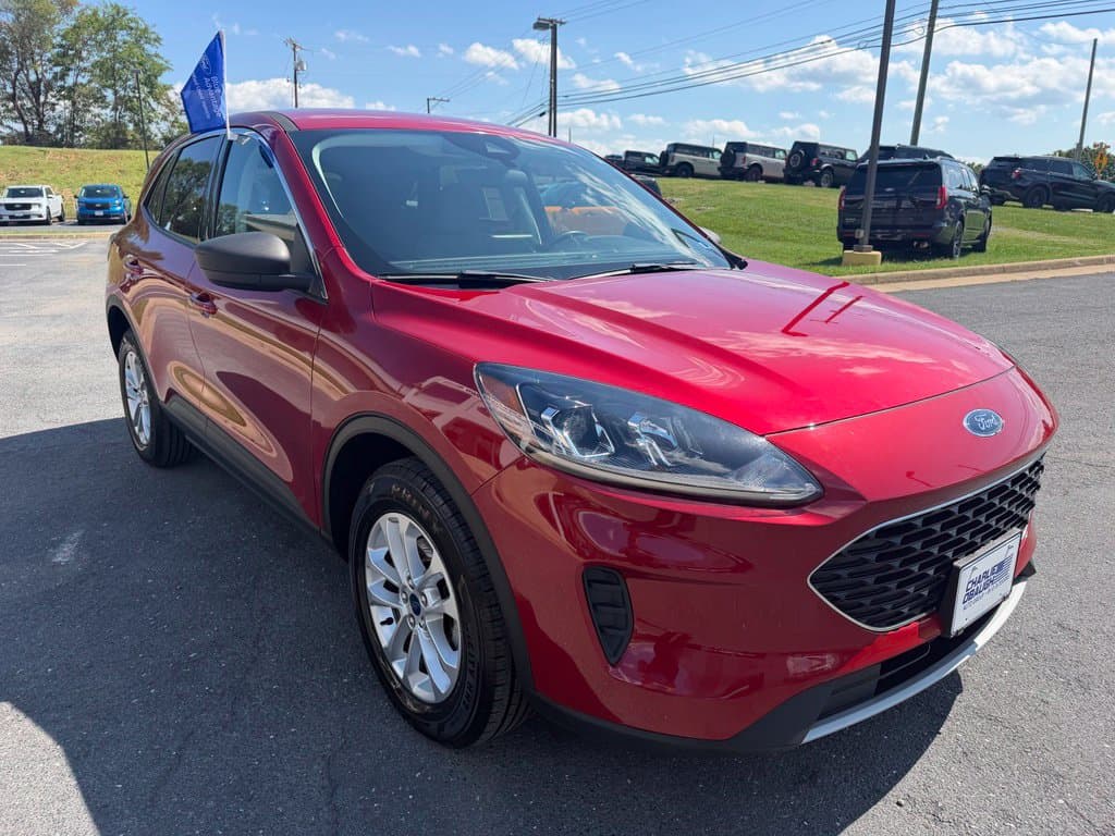 Pre-Owned 2022 Ford Escape SE - photo - 6