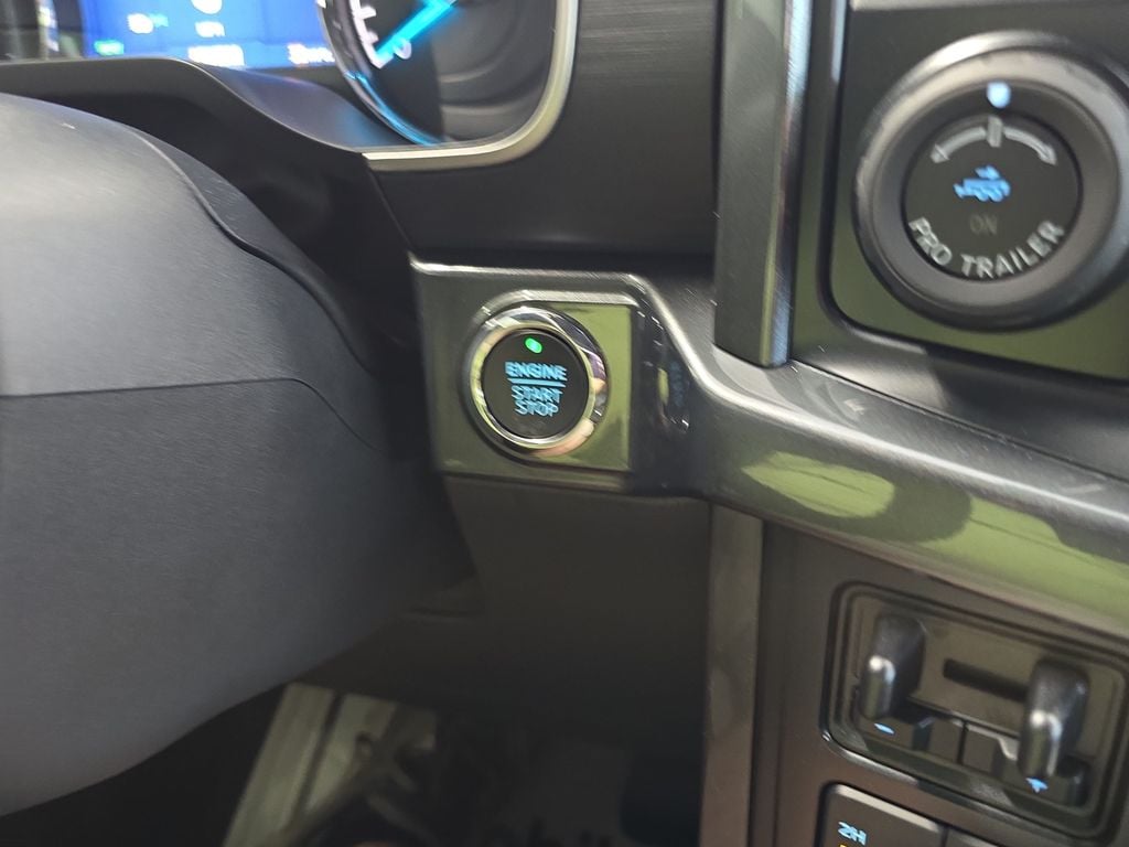 Pre-Owned 2023 Ford F-150 XLT - photo - 22
