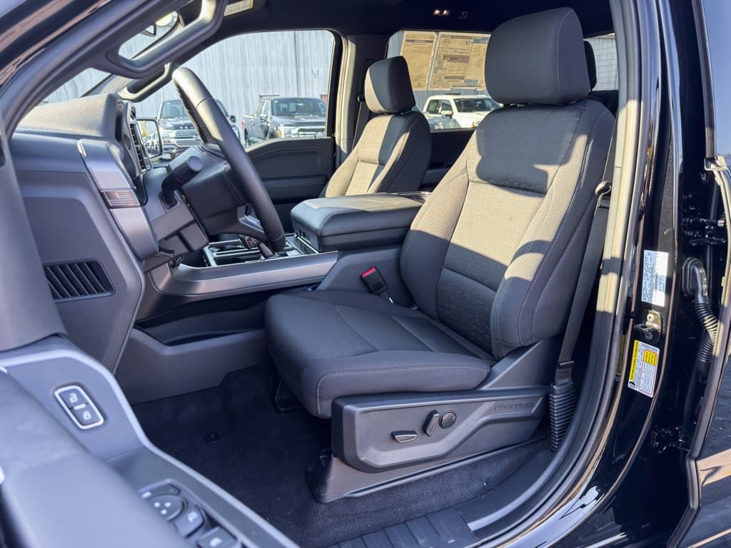 New 2026 Ford F-150 XLT - photo - 9