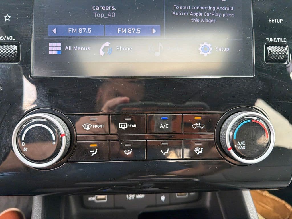 Pre-Owned 2022 Hyundai Santa Cruz SEL - photo - 11