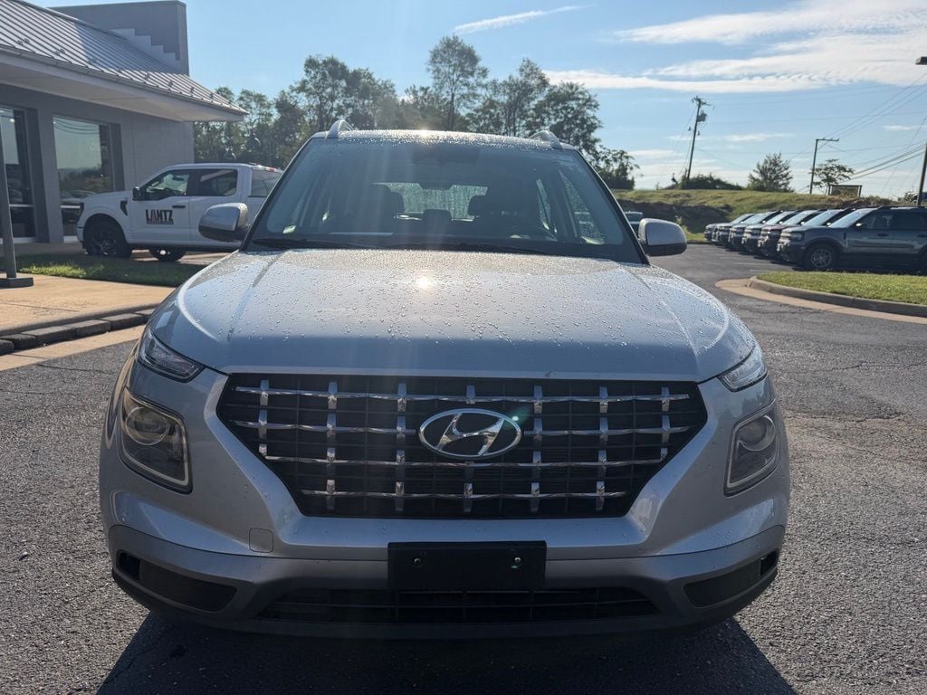 Pre-Owned 2025 Hyundai Venue SEL - photo - 7