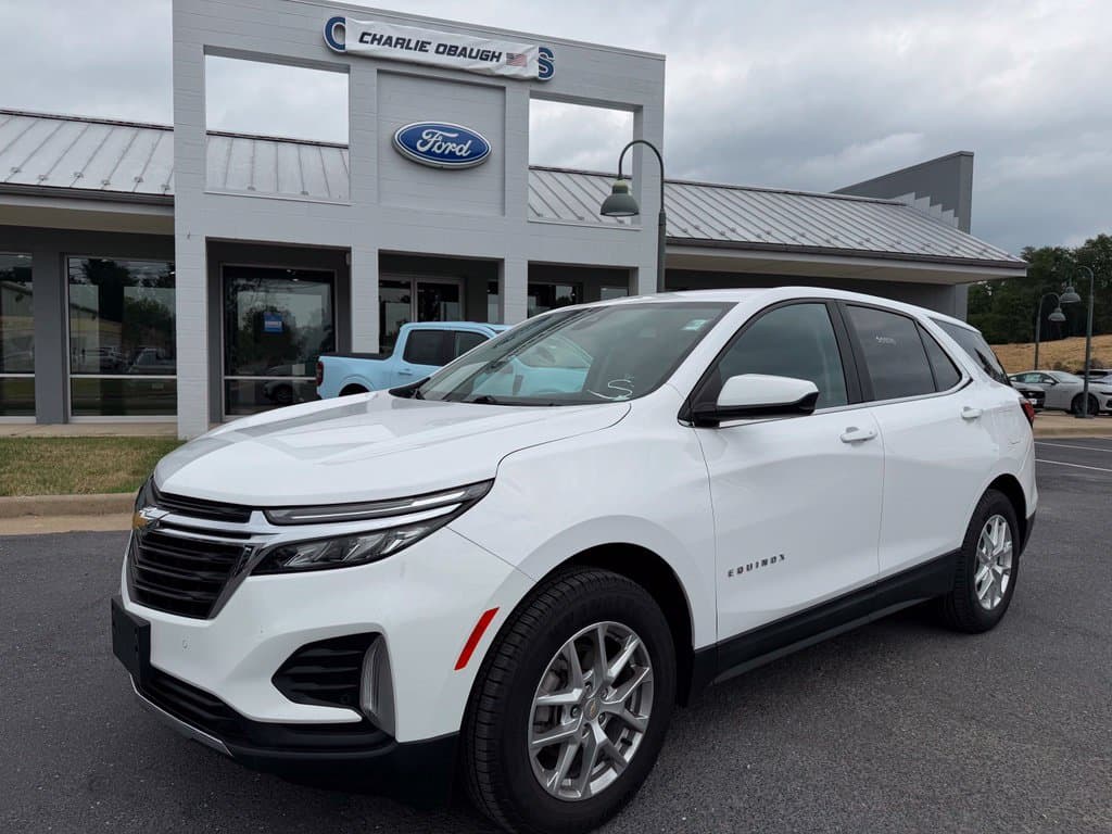 Pre-Owned 2022 Chevrolet Equinox LT - photo - 0