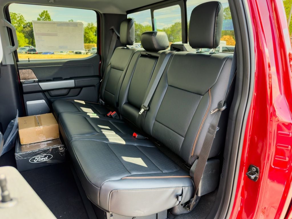 New 2026 Ford F-250SD Lariat - photo - 8