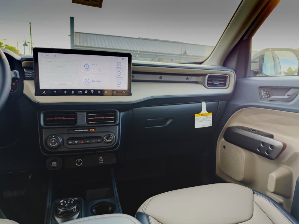 New 2026 Ford Maverick Lariat - photo - 9