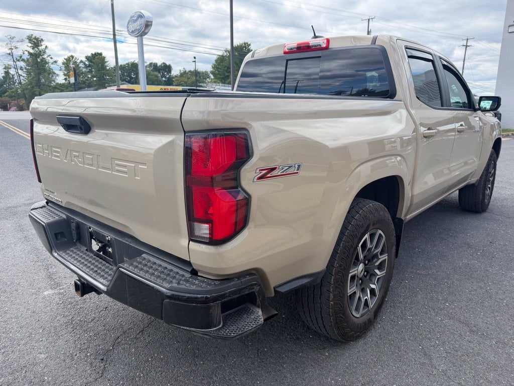 Pre-Owned 2024 Chevrolet Colorado Z71 - photo - 4